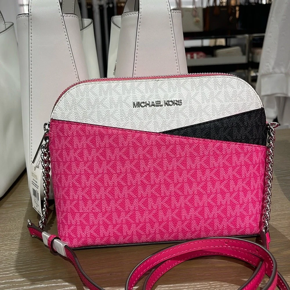 Michael Kors Jet Set Travel Md Sgntr Logo Color Block Dome Crossbody
DRAGONFRUIT - Picture 14 of 16